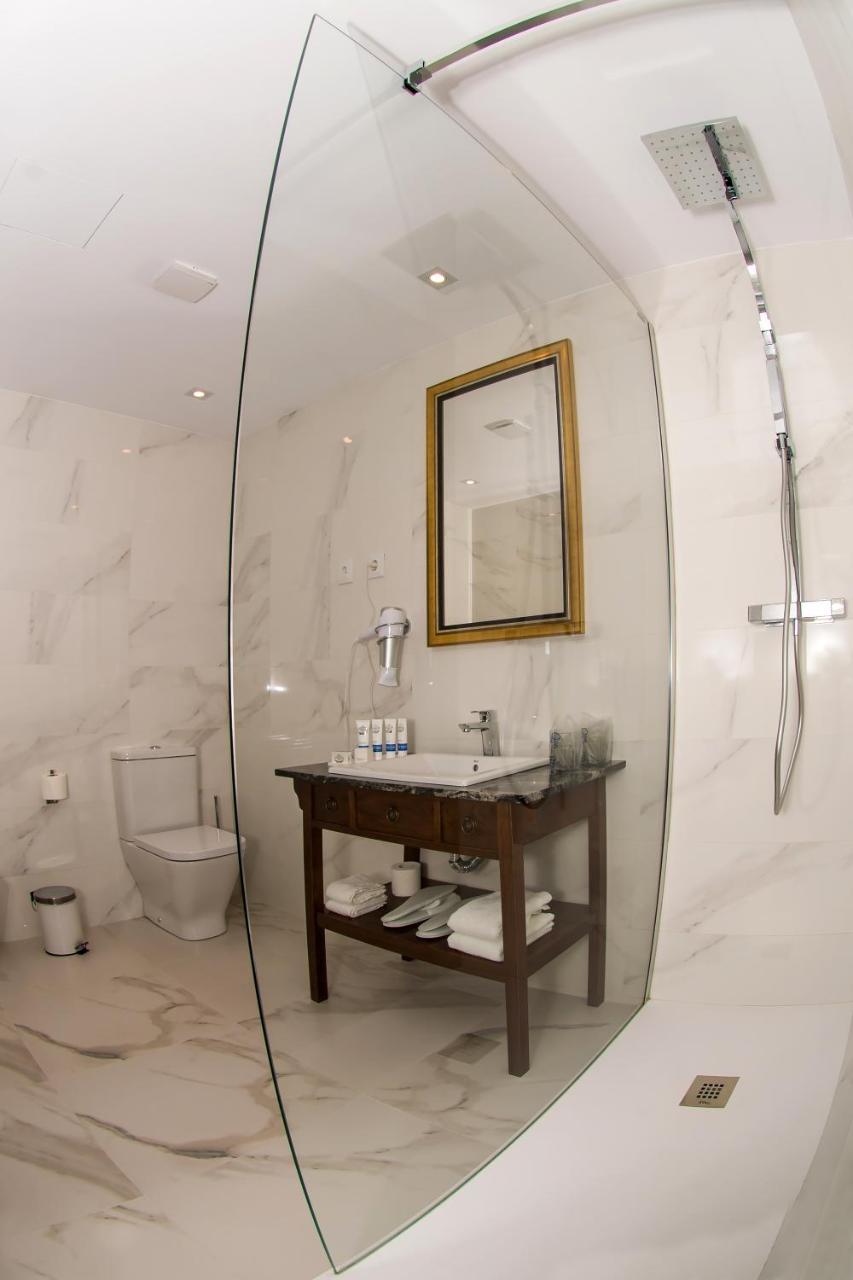 Hotel Javier Montero Ribadeo Luaran gambar